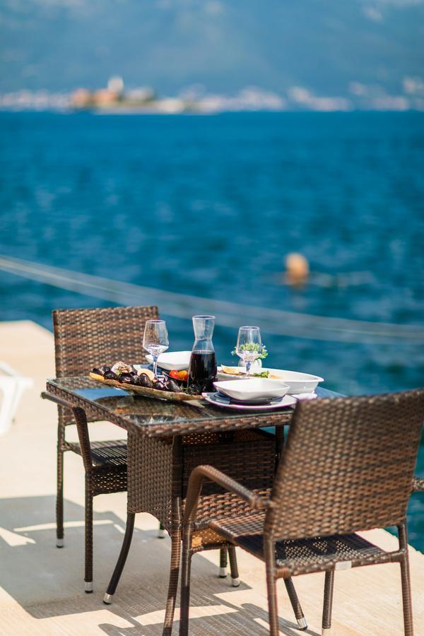 Apartmani Mia Τίβατ Εξωτερικό φωτογραφία